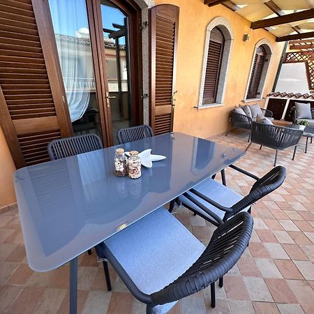 Renabianca House Apartment ซานตา เตเรซา กัลลูรา ภายนอก รูปภาพ