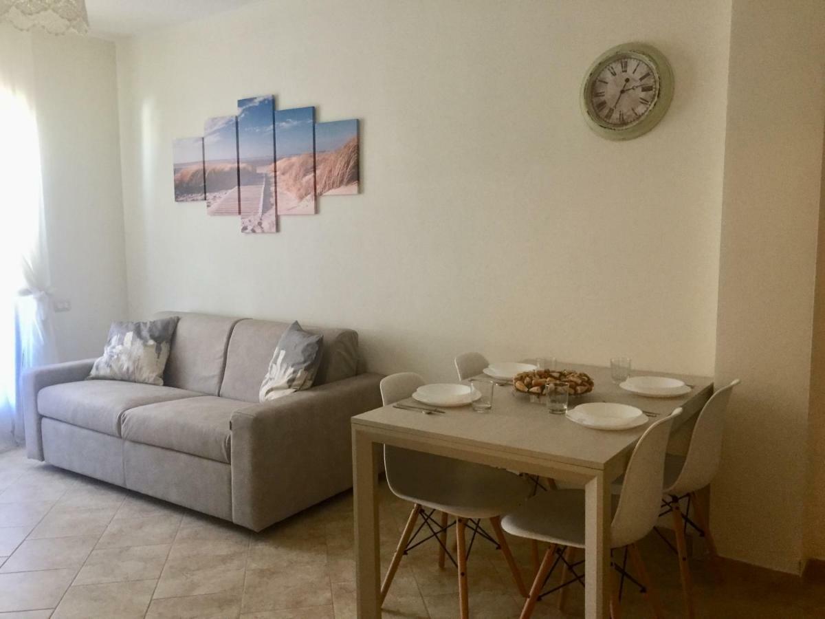 Renabianca House Apartment ซานตา เตเรซา กัลลูรา ภายนอก รูปภาพ